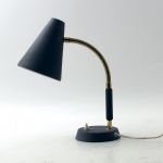 859 7021 Skrivbordslampa